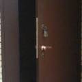 Тамбурные металлические двери эконом-класса: железная дверь