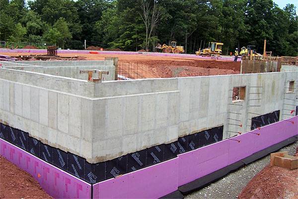 Гидроизоляция стен – признак профессионализма строительной бригады